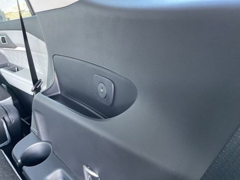 New 2026 Ford Explorer Platinum image 71