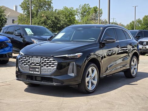 Certified 2025 Audi Q5 Premium Plus w/ Premium Plus AWD/4WD image 6