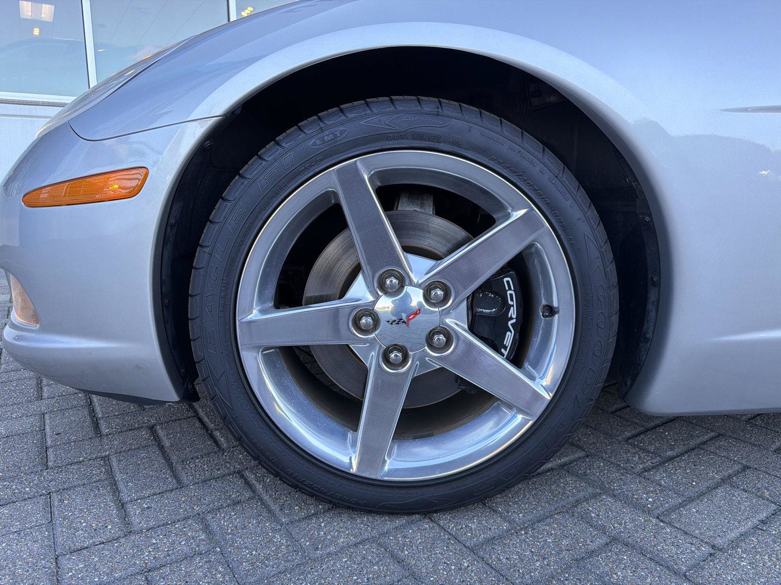 Used 2006 Chevrolet Corvette Convertible w/ Preferred Equipment Group RWD image 10