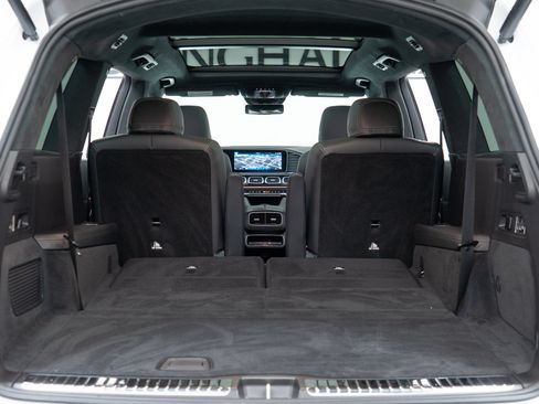 Certified 2025 Mercedes-Benz GLS 63 AMG 4MATIC image 10