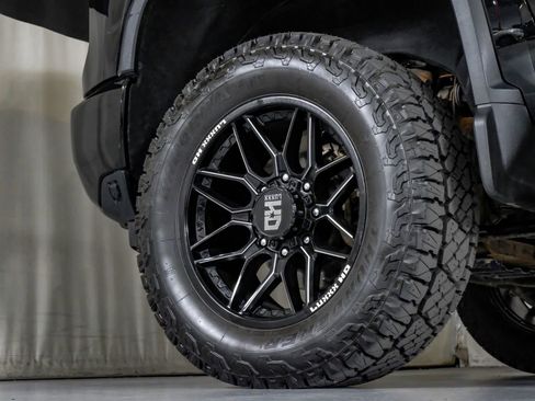 Used 2024 Chevrolet Silverado 2500 High Country w/ High Country Premium Package image 57