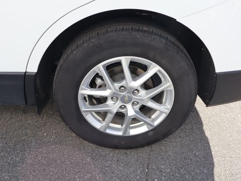 Certified 2024 Chevrolet Equinox LT image 39