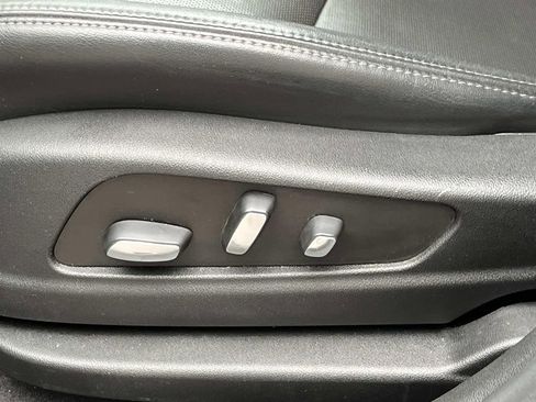 Certified 2024 Cadillac XT6 Premium Luxury image 24