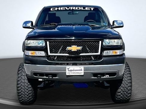 Used 2002 Chevrolet Silverado 2500 LS AWD/4WD image 2