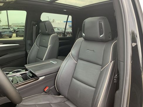 Used 2025 Cadillac Escalade Premium Luxury w/ LPO, Floor Liner Package image 14