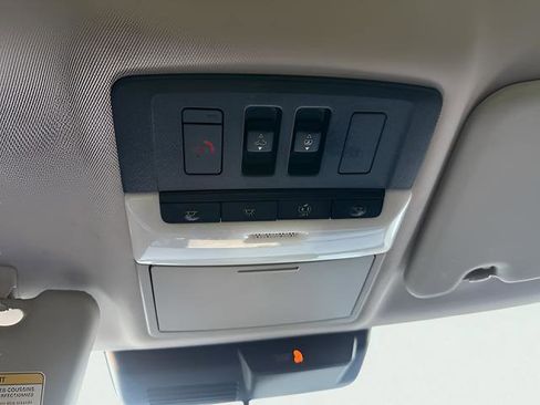 Used 2022 Mitsubishi Outlander SE image 24