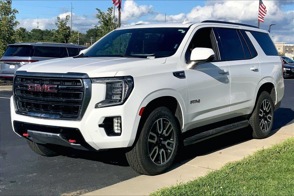 Used 2021 GMC Yukon AT4 w/ Rear Media and Nav Package AWD/4WD image 5