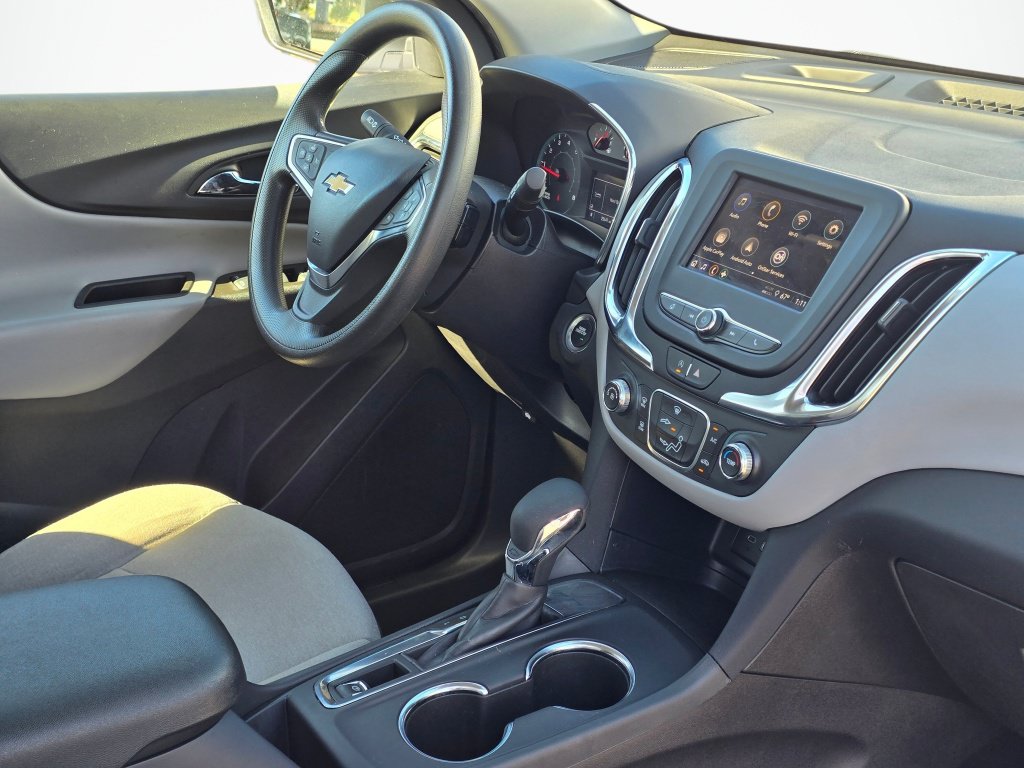 Used 2024 Chevrolet Equinox LS FWD image 28