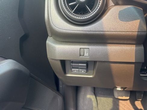 Certified 2025 Chevrolet Colorado Trail Boss AWD/4WD image 19