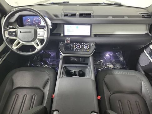 Used 2020 Land Rover Defender 110 SE AWD/4WD image 16