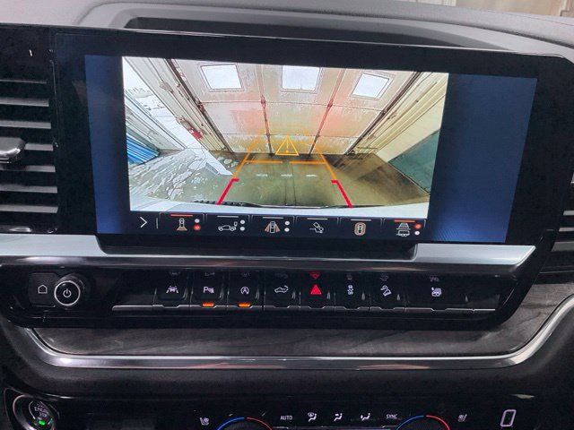 Used 2024 Chevrolet Silverado 1500 LTZ AWD/4WD image 13