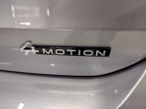 Certified 2024 Volkswagen Taos S image 15