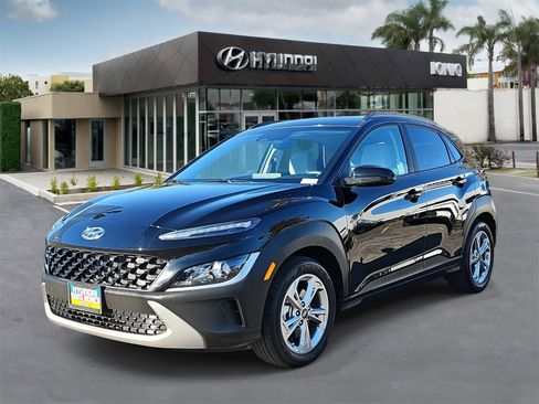 Certified 2023 Hyundai Kona SEL w/ Cargo Package image 7