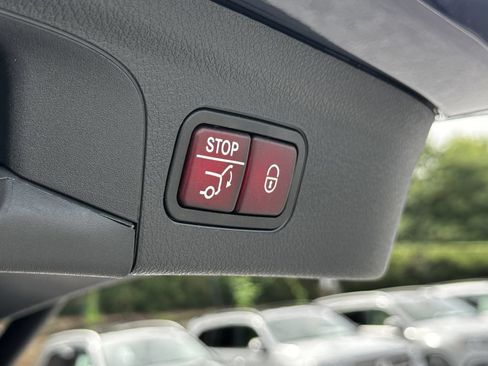 Certified 2024 Mercedes-Benz GLE 450 4MATIC image 22