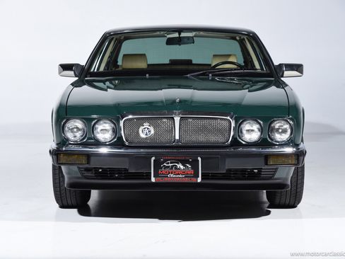 Used 1988 Jaguar XJ6 image 2