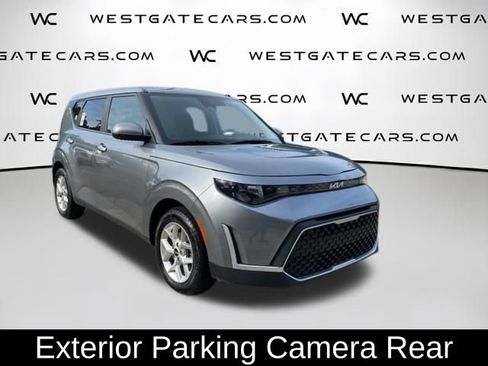Used 2023 Kia Soul S FWD image 4