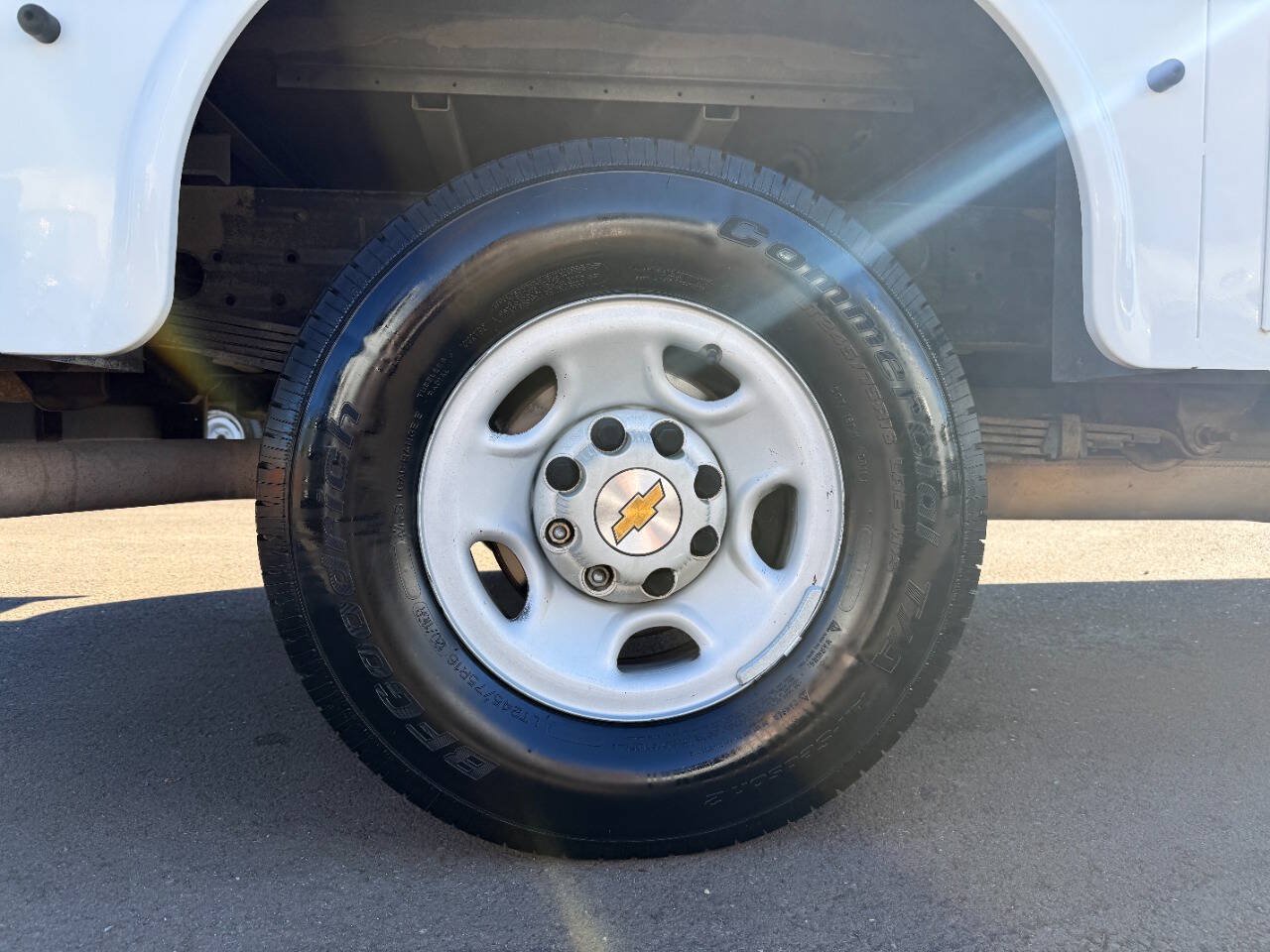 Used 2002 Chevrolet Silverado 2500 2WD Regular Cab image 29