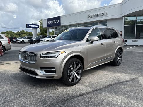 Used 2024 Volvo XC90 T8 Plus w/ Protection Package Premier image 1