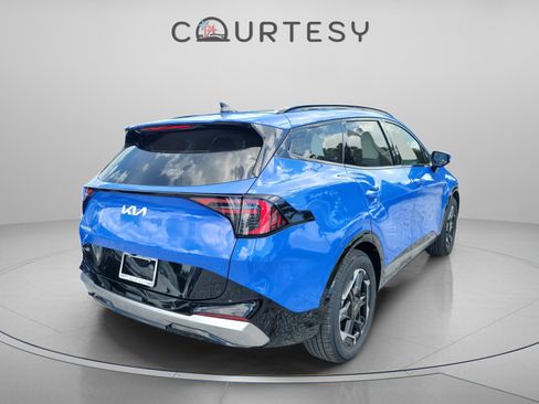 New 2026 Kia Sportage SX image 4