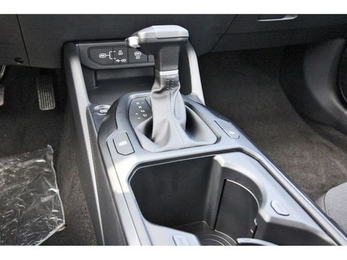 New 2026 Kia K4 FWD image 22