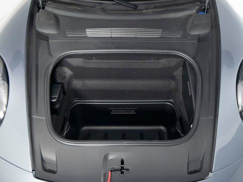 Certified 2026 Porsche 911 Carrera GTS image 57