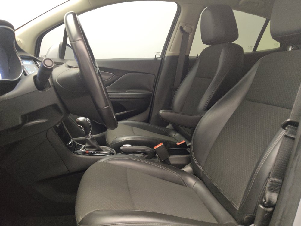 Used 2019 Buick Encore Preferred FWD image 17