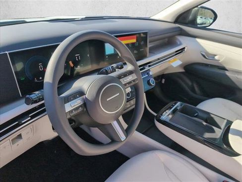 New 2026 Hyundai Tucson Blue SE image 3