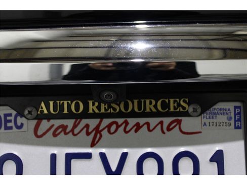 Used 2024 GMC Terrain SLT image 21