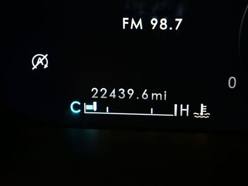 Used 2023 Lincoln Nautilus FWD w/ Premium Package image 18