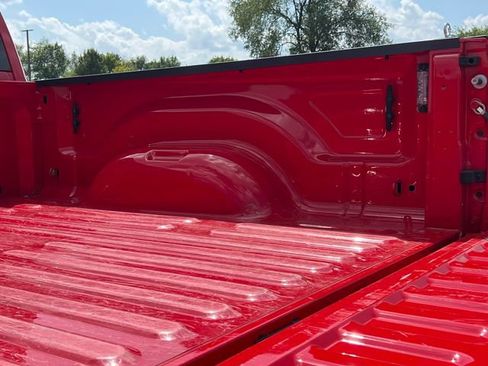 Used 2020 RAM 2500 Big Horn w/ Level 1 Equipment Group AWD/4WD image 9
