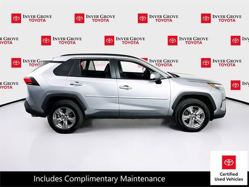 Certified 2025 Toyota RAV4 XLE AWD/4WD image 4