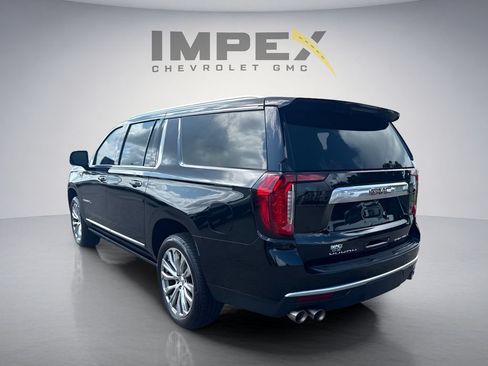 Used 2023 GMC Yukon XL Denali w/ Denali Reserve Package AWD/4WD image 3