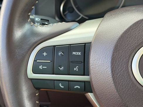Used 2018 Lexus ES 350 w/ Luxury Package w/Wood Trim FWD image 27