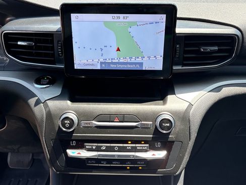 Used 2020 Ford Explorer XLT w/ Equipment Group 202A image 24