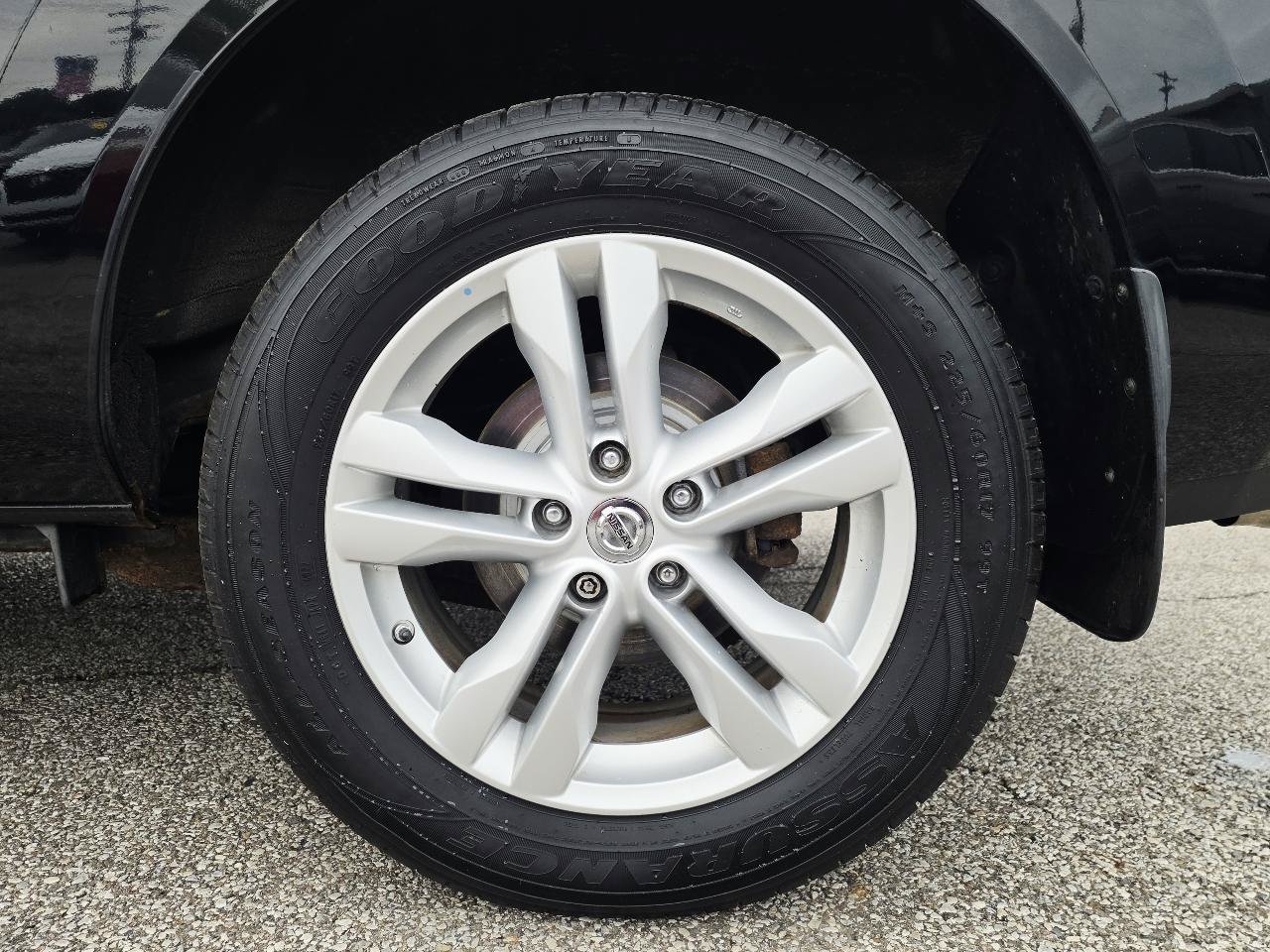 Used 2013 Nissan Rogue SV w/ Premium Pkg AWD/4WD image 9