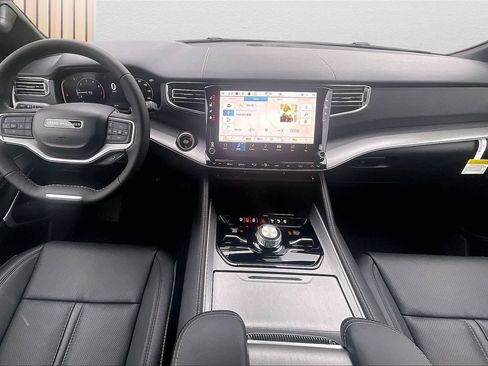 New 2026 Jeep Grand Wagoneer L Limited AWD/4WD image 11