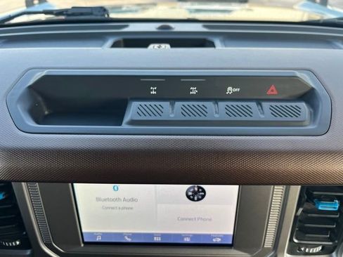 Used 2023 Ford Bronco Outer Banks image 20