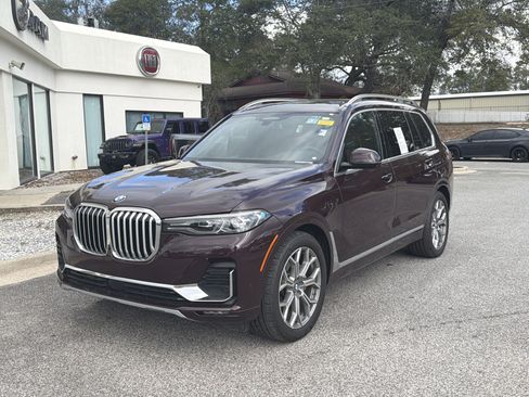 Used 2022 BMW X7 xDrive40i w/ Executive Package image 8