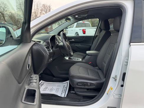 Used 2019 Chevrolet Equinox LT image 10