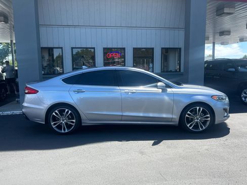 Used 2020 Ford Fusion Titanium AWD/4WD image 29