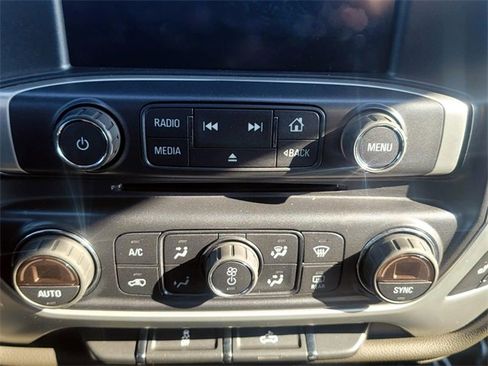 Used 2017 GMC Sierra 1500 SLE w/ SLE Value Package image 24