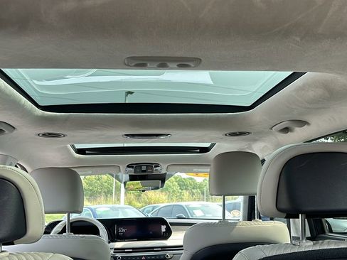 Used 2024 Hyundai Palisade Calligraphy image 37