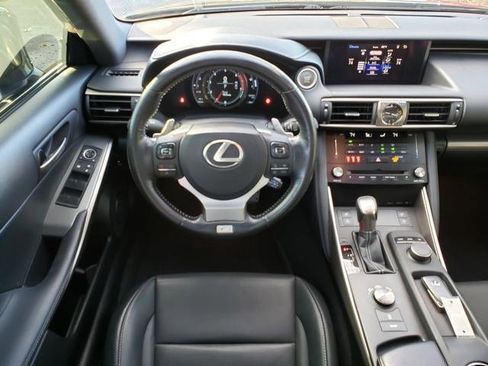 Used 2017 Lexus IS 200t image 17
