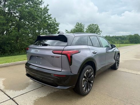 Used 2025 Chevrolet Blazer EV RS AWD/4WD image 3