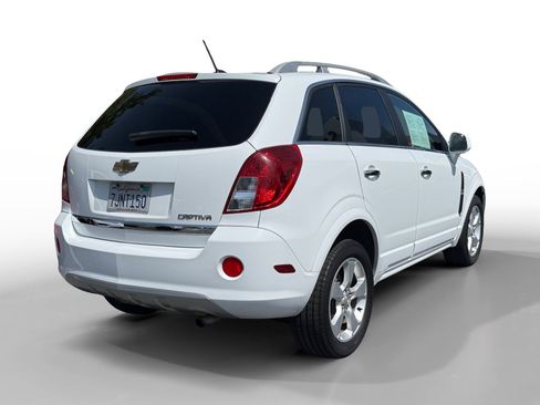 Used 2014 Chevrolet Captiva Sport LT w/ Convenience Package FWD image 5