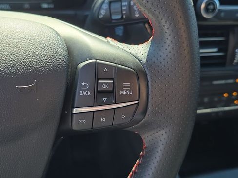 Used 2025 Ford Escape ST-Line image 32