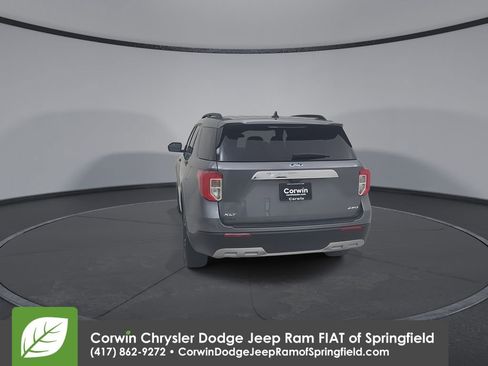 Used 2024 Ford Explorer XLT w/ Equipment Group 202A image 12