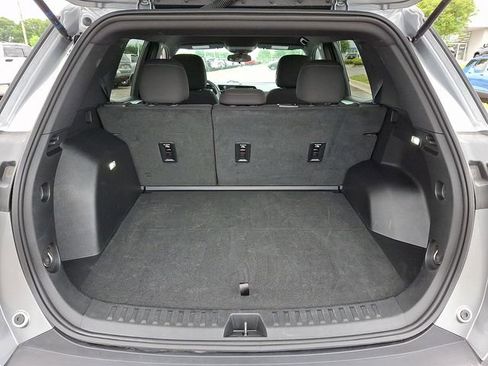 Used 2025 Chevrolet Equinox LT AWD/4WD image 29
