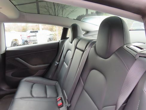 Used 2020 Tesla Model 3 Long Range image 25