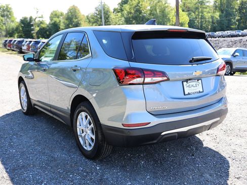 Used 2023 Chevrolet Equinox LT image 2
